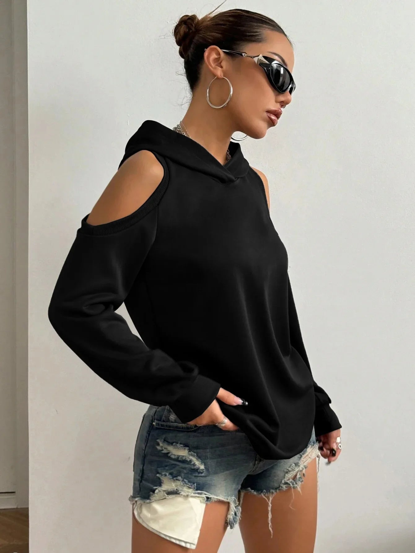 Camélia™ — Sweat élégant aux épaules ajourées