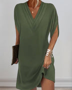 Zéphyrine - Robe Élégante À Manches Fendues Et Coupe Fluide Monochrome