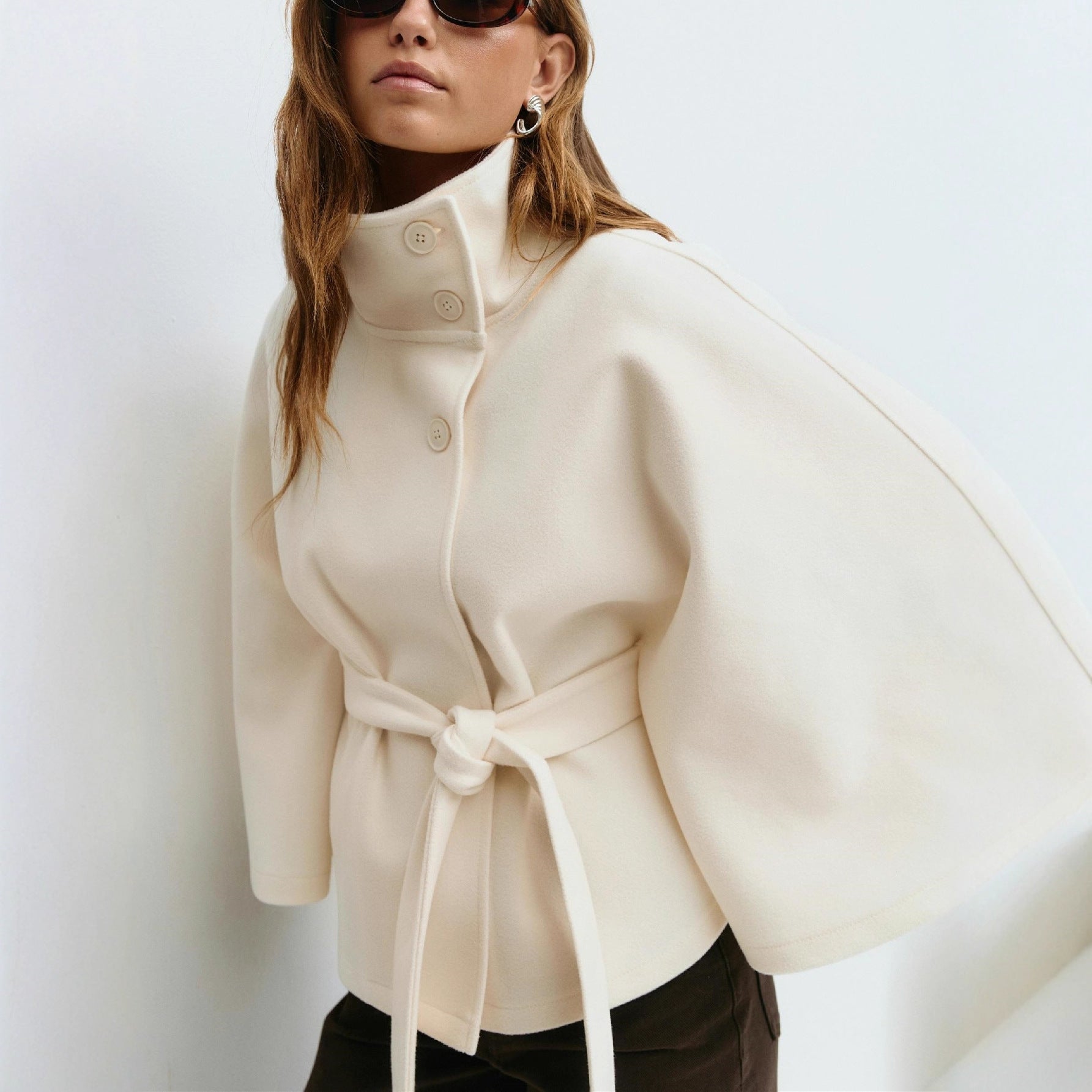Manteau Cape à Col Montant Ceinture Coat