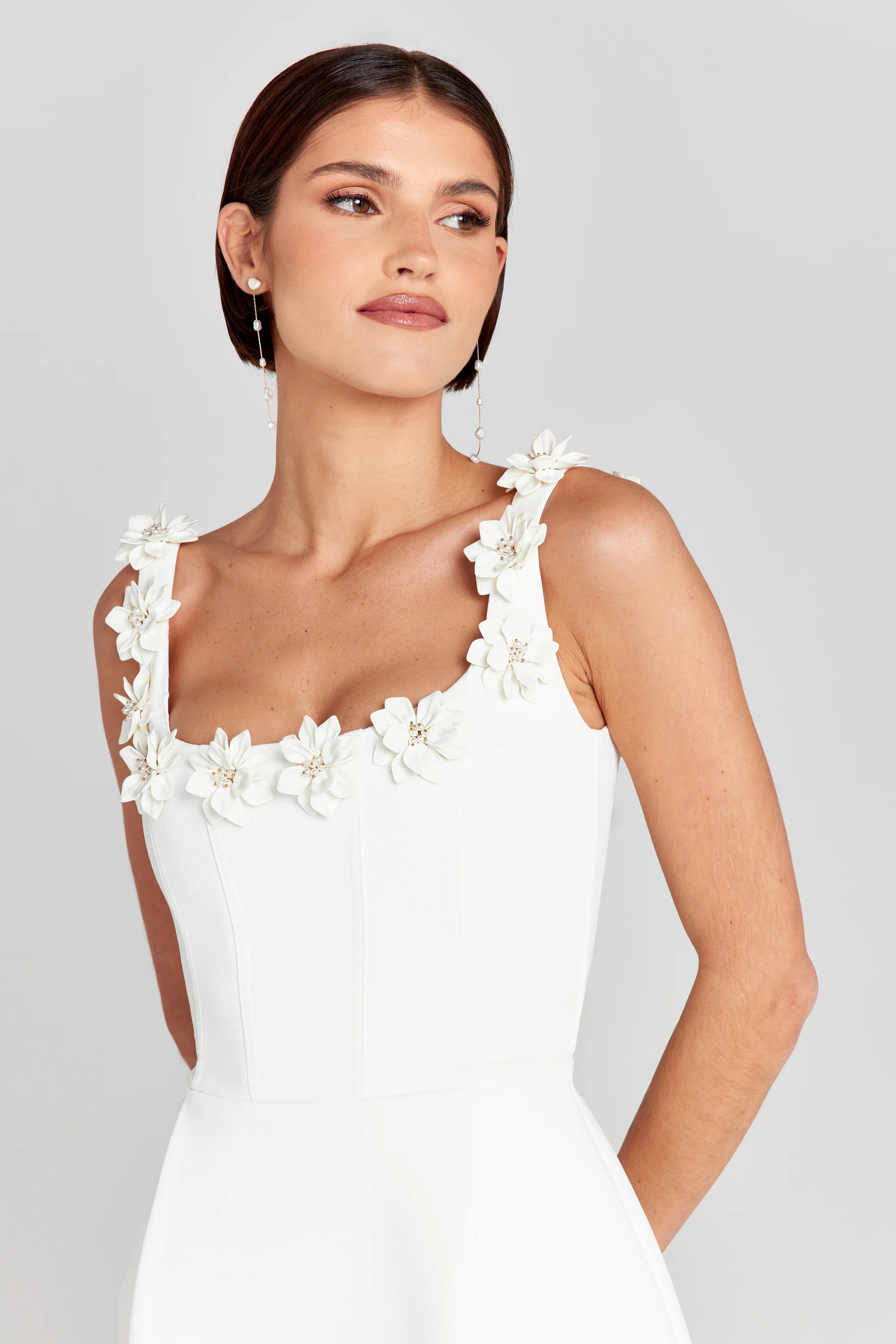 Camille | Robe Mini d'Été Appliqué Floral Tendance Élégant