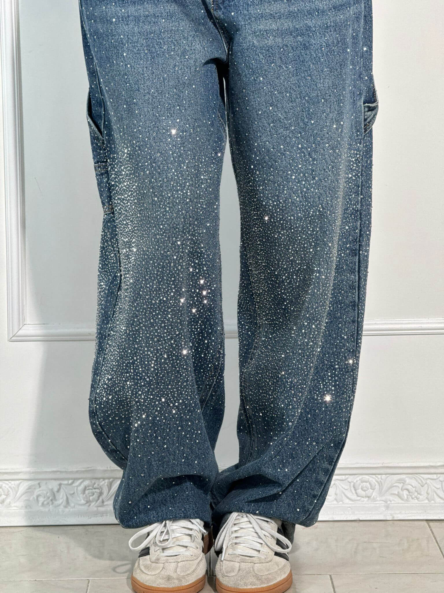 Jean en Denim Brillant Style Tendance