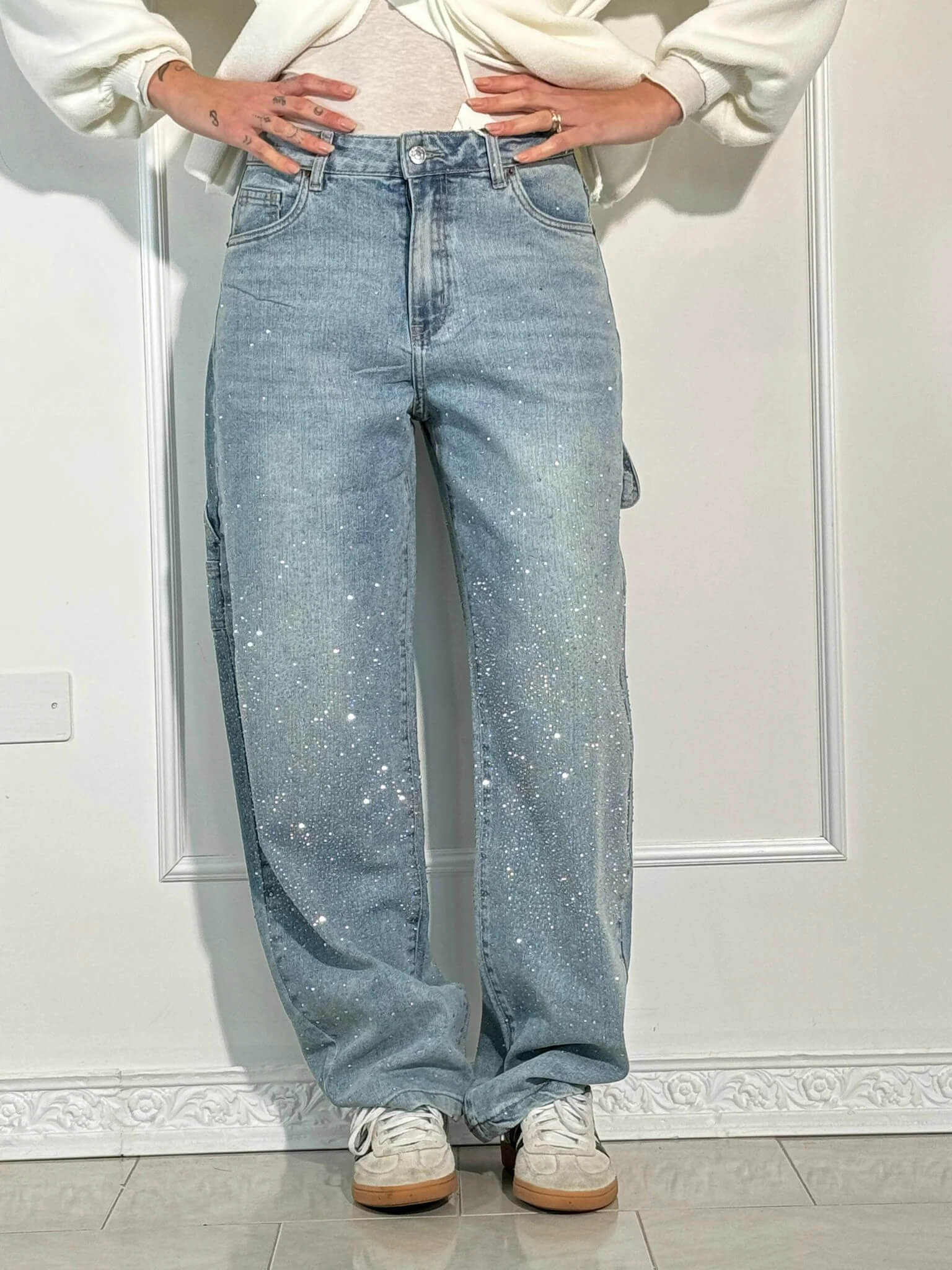 Jean en Denim Brillant Style Tendance