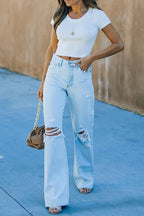 Jean Déchiré en Denim Tendance Lavage Léger
