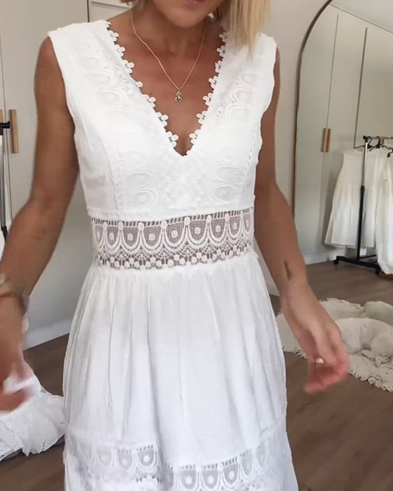 Clara | Robe Midi Aérienne en Dentelle Tendance Élégant