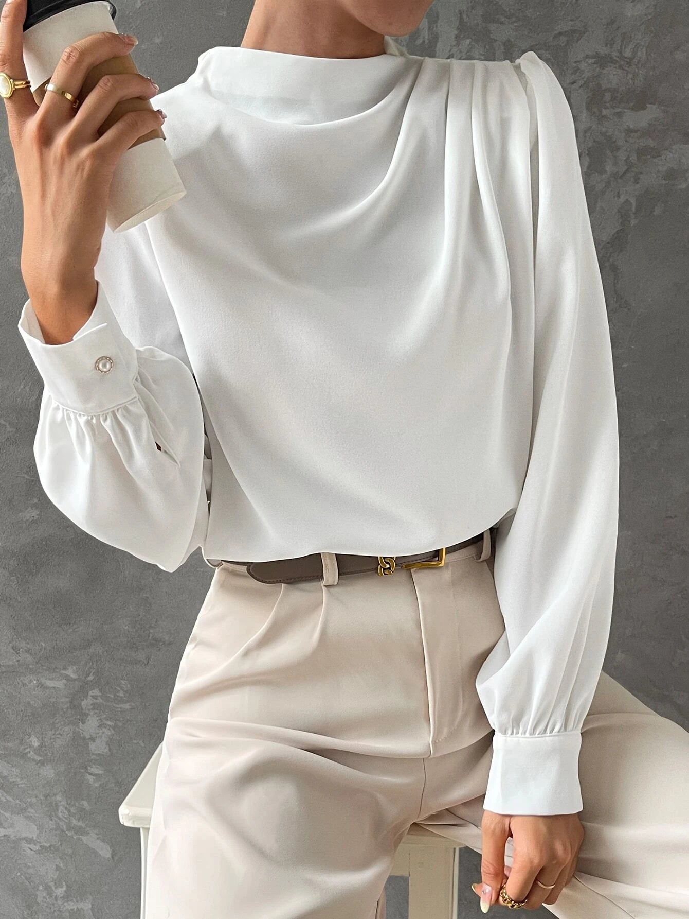 Élodie | Blouse Élégante à Manches Évêque Tendance Chic