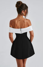 Emma | Robe Mini de Soirée Noir Tendance Élégant
