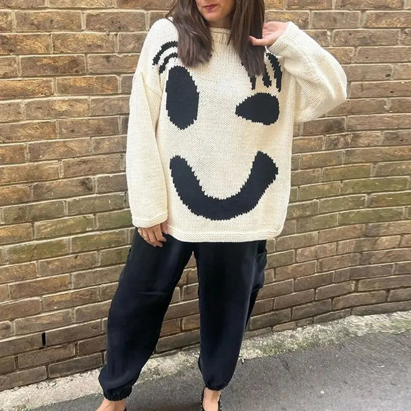 Clara | Pull Oversize Design Smiley Éclatant