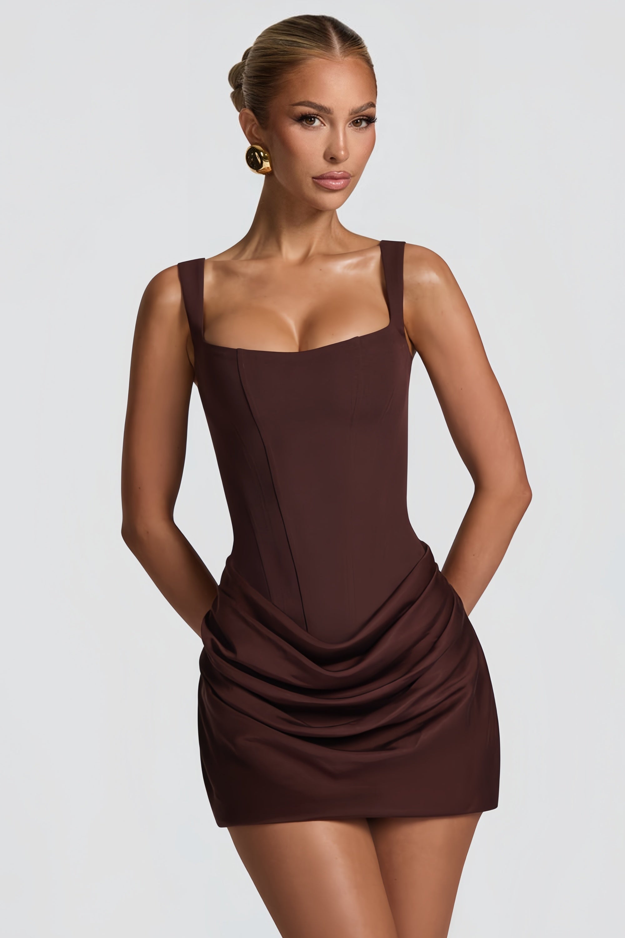 Chloé | Robe Mini Bodycon Drapée Tendance Élégante