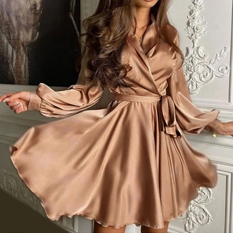 Pauline | Robe de Cocktail Mini Satin Tendance Élégant