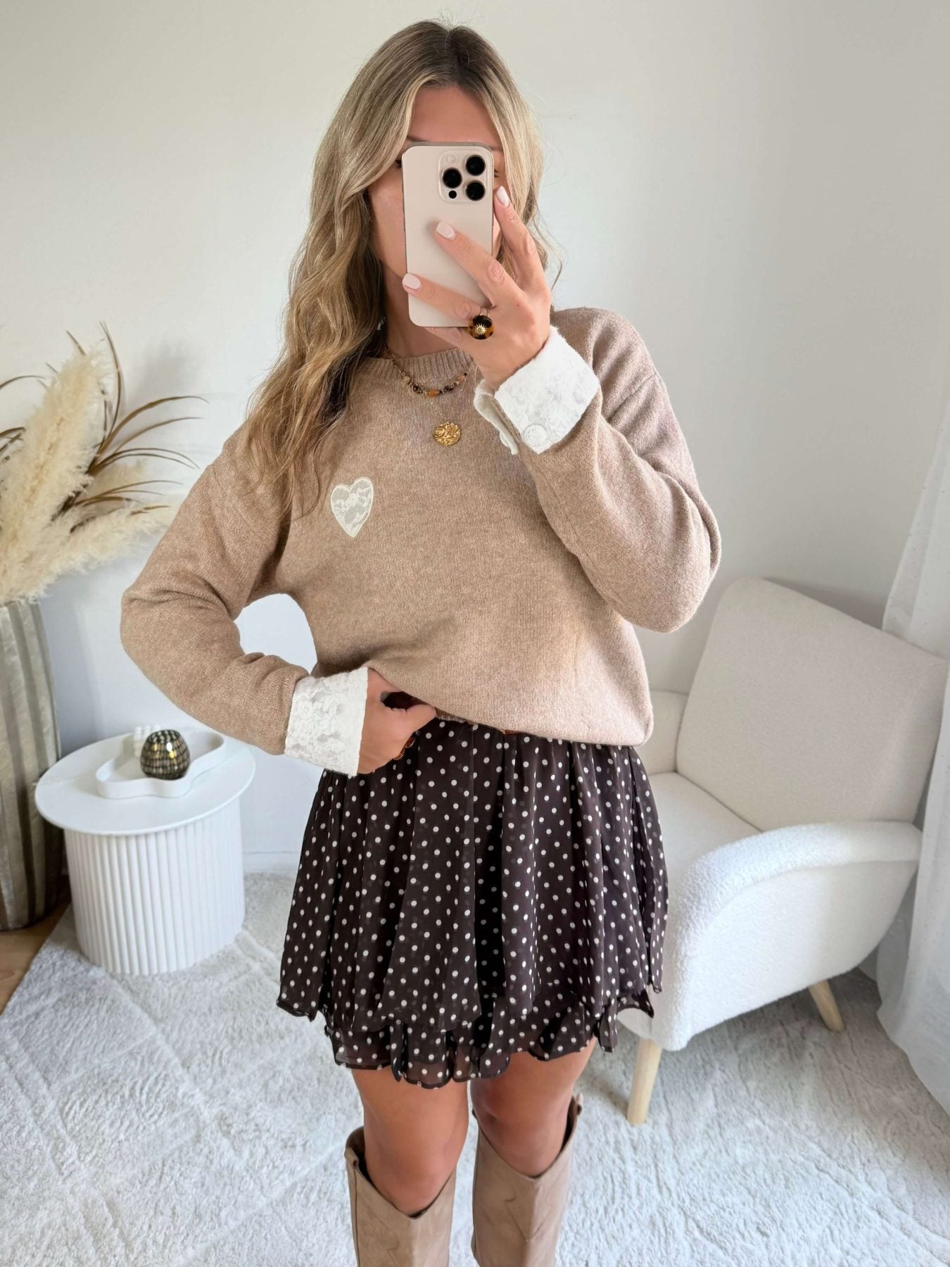 Pull dentelle coeur