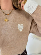 Pull dentelle coeur