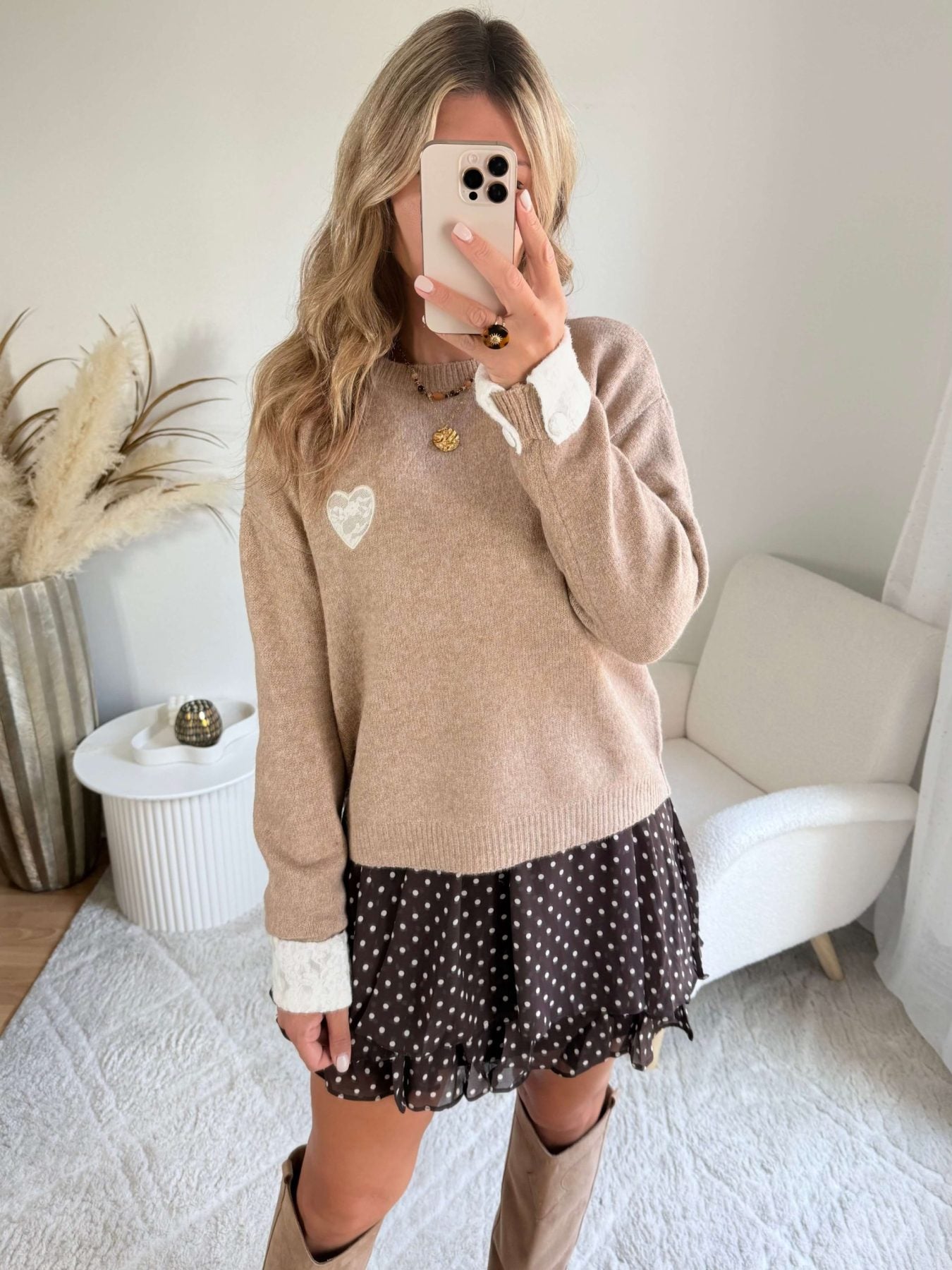 Pull dentelle coeur