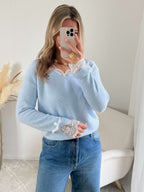 Pull bleu poudré dentelle - Elina