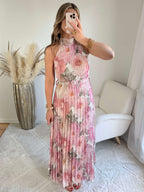Robe longue plissée rose Capucine