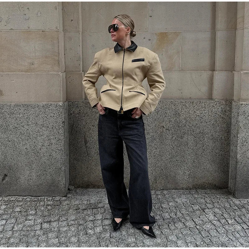 Veste Femme à Col Rabattu et Fermeture Zippée