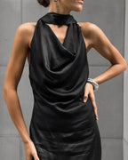 Camille | Robe Maxi Satin Noir Tendance Élégante