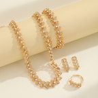 Éléonore™ – Élégance dorée pour chaque moment