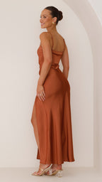 Chloé | Robe Maxi Satin Simple Tendance Élégante