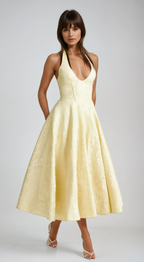Triana | Robe Midi de Mariage Jaune Tendance Élégante