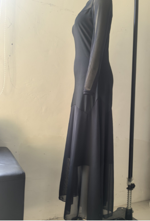 Leone | Robe longue en tulle noir